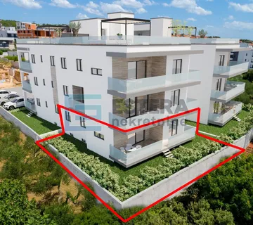 Apartman S2 99 m2 PRODAJA Sveti Filip i Jakov, 3s, prizemlje, parking, vrt