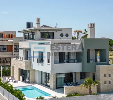 VIla s bazenom PRODAJA Bibinje, Zadar