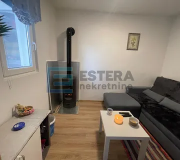 Kuća 104 m2 PRODAJA Karin Gornji, 2 apt, 150 m do mora - Gornji Karin, Obrovac
