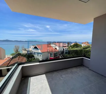Apartman 95 m2 PRODAJA Diklo, Zadar, 2. kat, 3s, 2 parkinga, 50 m od mora
