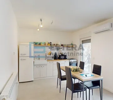 Stan 82 m2 PRODAJA Vrbovec, visoko prizemlje, 3s, parking, vrt