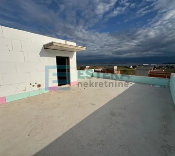 Novogradnja Penthouse 107m2 PRODAJA Sabunike, 4s, 2. kat - Privlaka