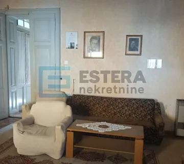 Stan PRODAJA Varaždin, 153 m2 Centar, 3s, 1. kat, za adaptaciju
