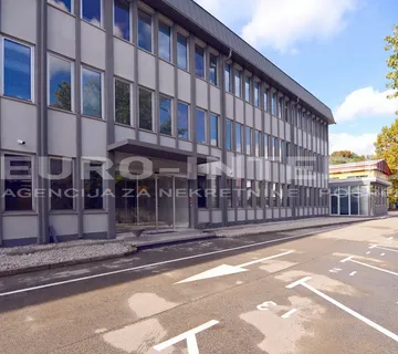 Zakup poslovnog prostora Zagreb - Donja Kustošija uredi