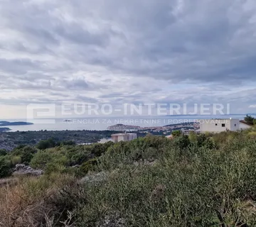 Primošten - zemljište 2.288 m² s građevinskom dozvolom - Primošten Burnji, Primošten