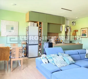 Zagreb Stenjevec Samoborska cesta dvosoban stan NKP 55,36 m² parking