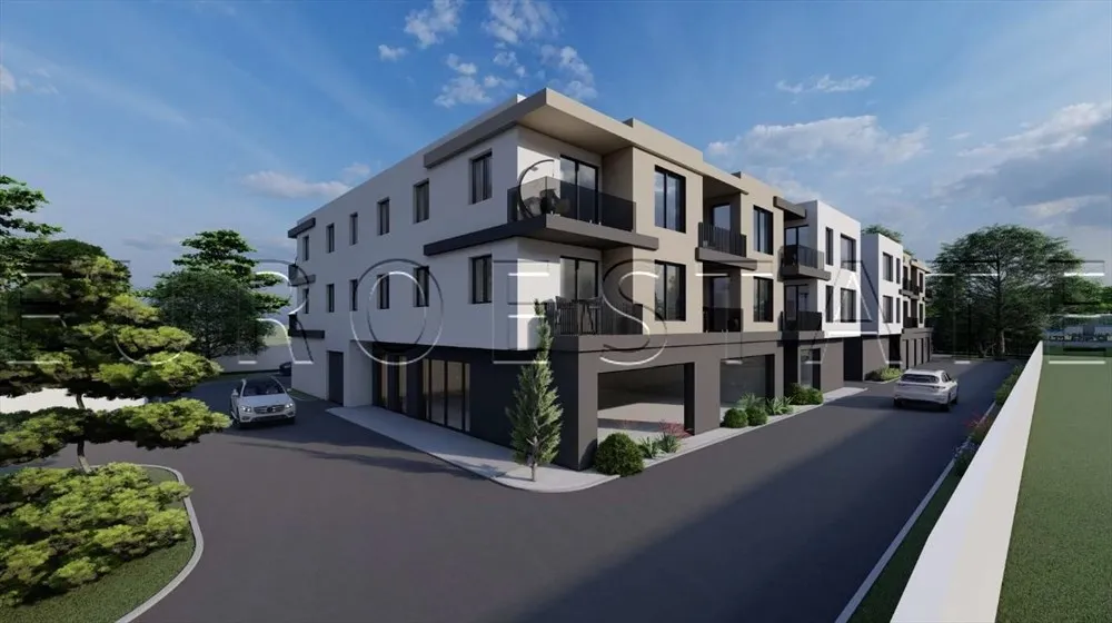 Varaždin: građevinsko zemljište od 4048 m2 sa projektom i građevinskom dozvolom za zgradu - cover