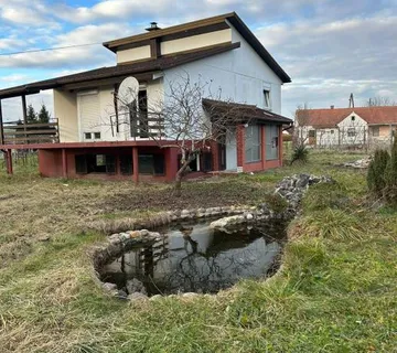 Žabnik: visoka prizemnica sa gospodarskom zgradom, 173 m2 - cover