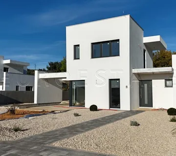 Rab: LUKSUZNA KUĆA površine 160 m2 sa bazenom od 20 m2 - Barbat na Rabu, Rab