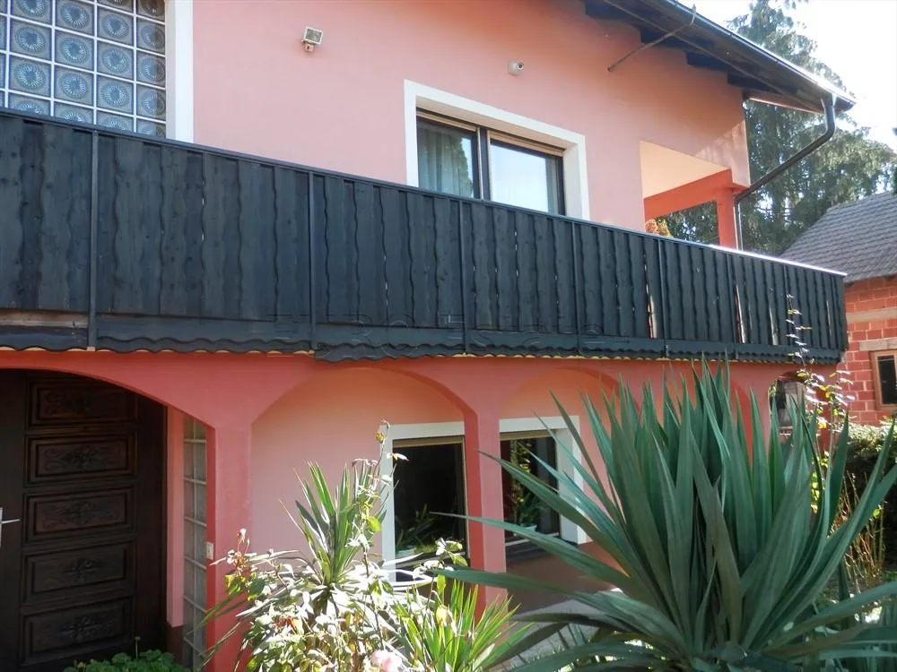 Lužan Biškupečki: kuća sa kaffe barom, sveukupno 470 m2 - cover