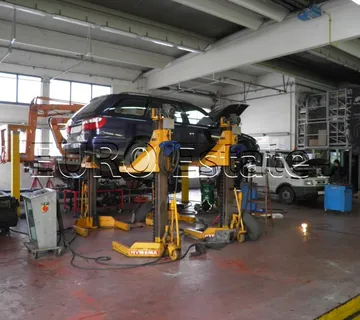 Poslovna zgrada, servis i uredi, Varaždin, 800 m2 - cover