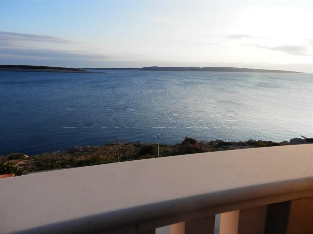 Povljana: LUKSUZNA NOVOGRADNJA, 1. RED DO MORA, 4-sobni ap., 99 m2 - cover