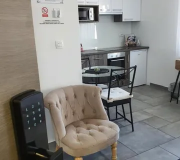 Varaždin - blizina Centra: najam adaptirane i modernizirane garsonijere od 22 m2 - cover