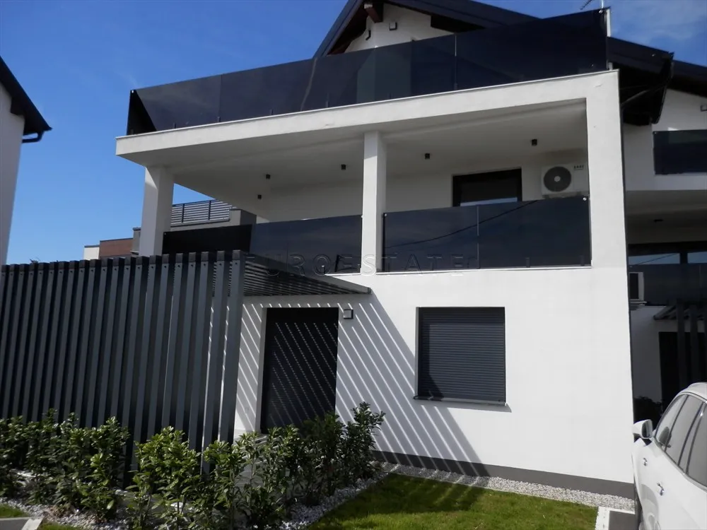 Varaždin - Okolica: NOVOGRADNJA, ekskluzivan 4-sobni stan u prizemlju, 106 m2 NKP - cover