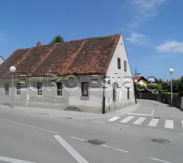 Kuća u Centru Varaždina; prizemnica 160 m2, parcela 552 m2 - cover