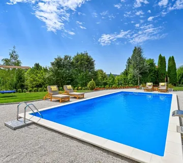 Gornja Voća: luksuzna kuća za odmor, 200 m2, 3200 m2 okućnice, bazen - cover