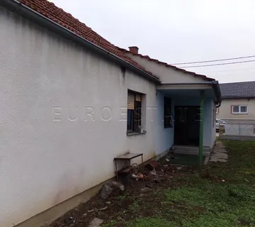 Donji Kućan; prodaje se kuća od 90 m2, okućnica 1395 m2! - cover