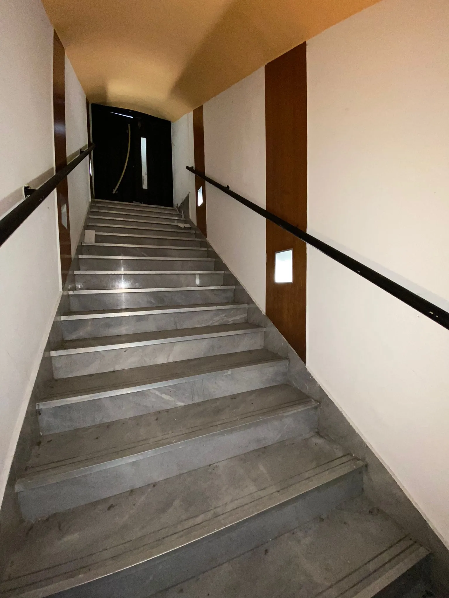 Čakovec - Centar: prostran ugostiteljski poslovni prostor ukupne površine 236 m2 - cover