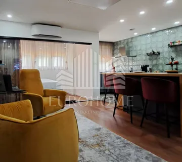 NOVOUREĐEN STAN 62m2, PREČKO, TREŠNJEVKA JUG - Zagreb
