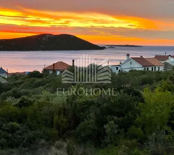 Dugi otok, Soline,građ.zemljište s pogledom na more;1314m2 - Soline, Sali
