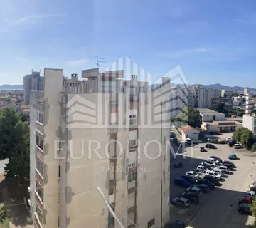 ZADAR, BULEVAR, Dvosoban stan s pogledom na more, 60m2