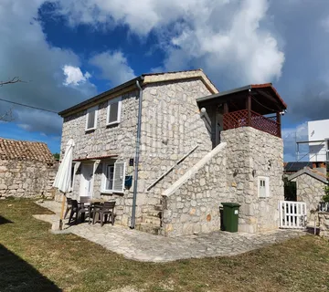 PAKOŠTANE- DRAGE- Kuća za najam uz more - cover