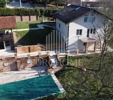 OAZA HARMONIJE i HEDONIZMA - KUĆA & BAZEN & IMANJE - Kupljenovo, Zaprešić