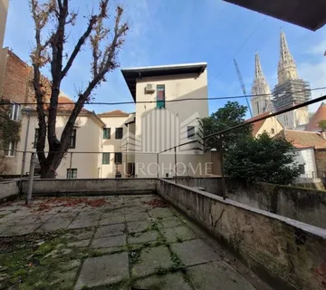 PETEROSOBNI STAN 145 m2, DOLAC, CENTAR - Zagreb