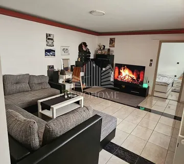 Moderno namještena kuća na Trešnjevci, 65 m2 - cover