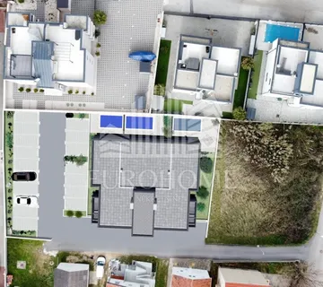 ZADAR, NIN, Dvosoban stan u prizemlju s bazenom, TOP PRILIKA - Zaton, Nin