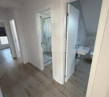 3-soban stan 90 m², lođa, 2 kupaonice, 2PM - cover