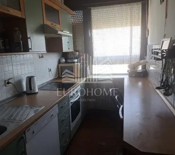 Stan, Špansko, 63.00 m2 + Loggia - Zagreb