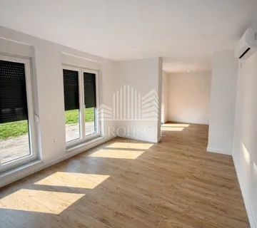 ODLIČNA CIJENA! 3-soban stan 90 m², 2 parkirna mjesta, A+ - cover