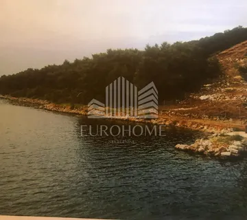 EKSKLUZIVNA PRODAJA ZEMLJIŠTA NA DUGOM OTOKU – BRBINJ, blizina trajektnog pristaništa, 5556m2 - cover