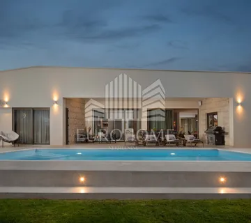 Moderna ekskluzivna Villa s basenom u Smokoviću - Smoković, Zemunik Donji