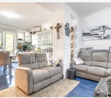 Donji grad, Domagojeva, trosoban stan, 70.47 m2 - cover