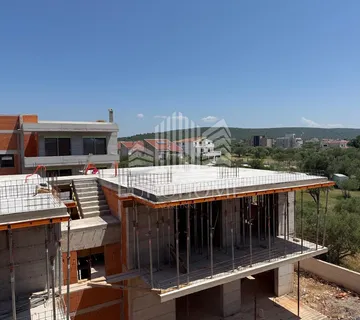 ZADAR- SUKOŠAN- Penthouse 150m od mora, 3500€/m2! - cover