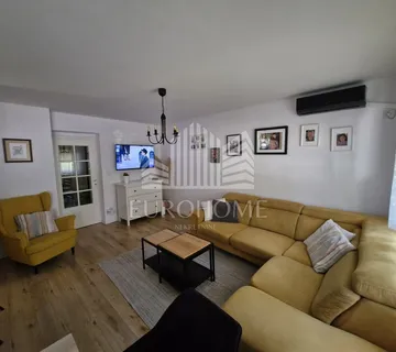 Moderan 3-soban stan za najam u Trnskom 60 m² - Zagreb