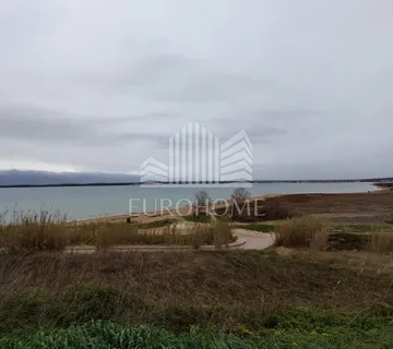 NIN-NINSKE VODICE GRAĐEVINSKO ZEMLJIŠTE 1255M2 - cover