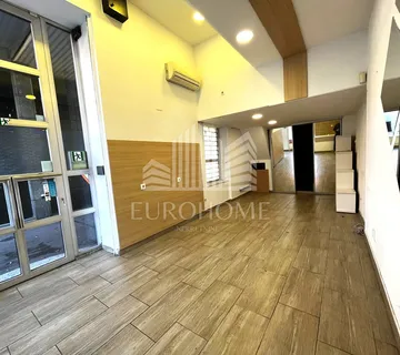 Poslovni prostor u centru sa parkingom - Vlaška ulica - 25m2 - cover
