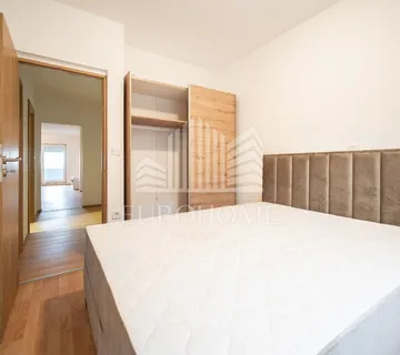 ŠIBENIK- Dvosoban stan: Pogled, Novogradnja, 78.71 m2