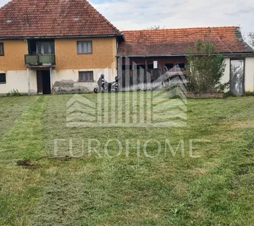 Kuća: Dvoranci, 184.00 m2 - ukupno 43300 m2 zemljišta - Dvoranci, Pisarovina