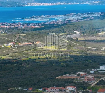 ZADAR, Debeljak, Građevinsko zemljište 600 m² u izgrađenoj građevinskoj zoni - Debeljak, Sukošan
