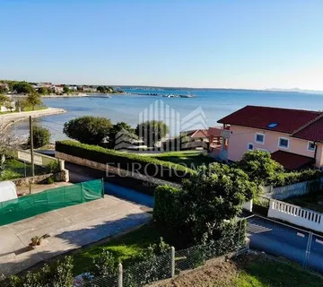 ZADAR, PRIVLAKA-45m od mora, Građevinsko zemljište s ishodovanom dozvolom, 1152m2