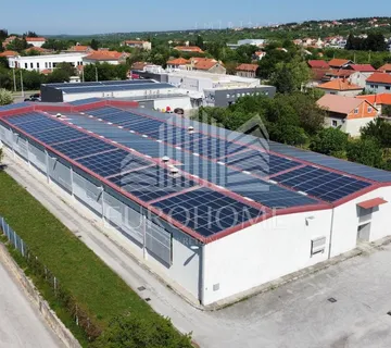 BENKOVAC, Poslovni prostor prilika za trgovački lanac - cover