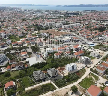 Zadar-Bili Brig Stan S Krovnom Terasom