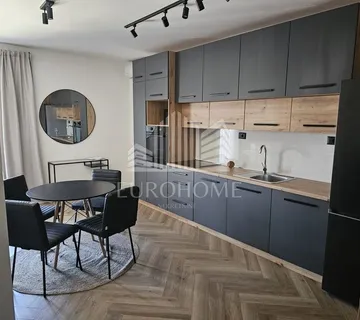 OSIJEK, Moderan jednosoban stan, Dugoročan najm