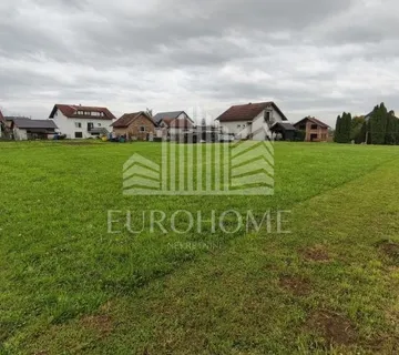 GRAĐEVINSKO ZEMLJIŠTE 4000 m2 - Prudnice, Brdovec
