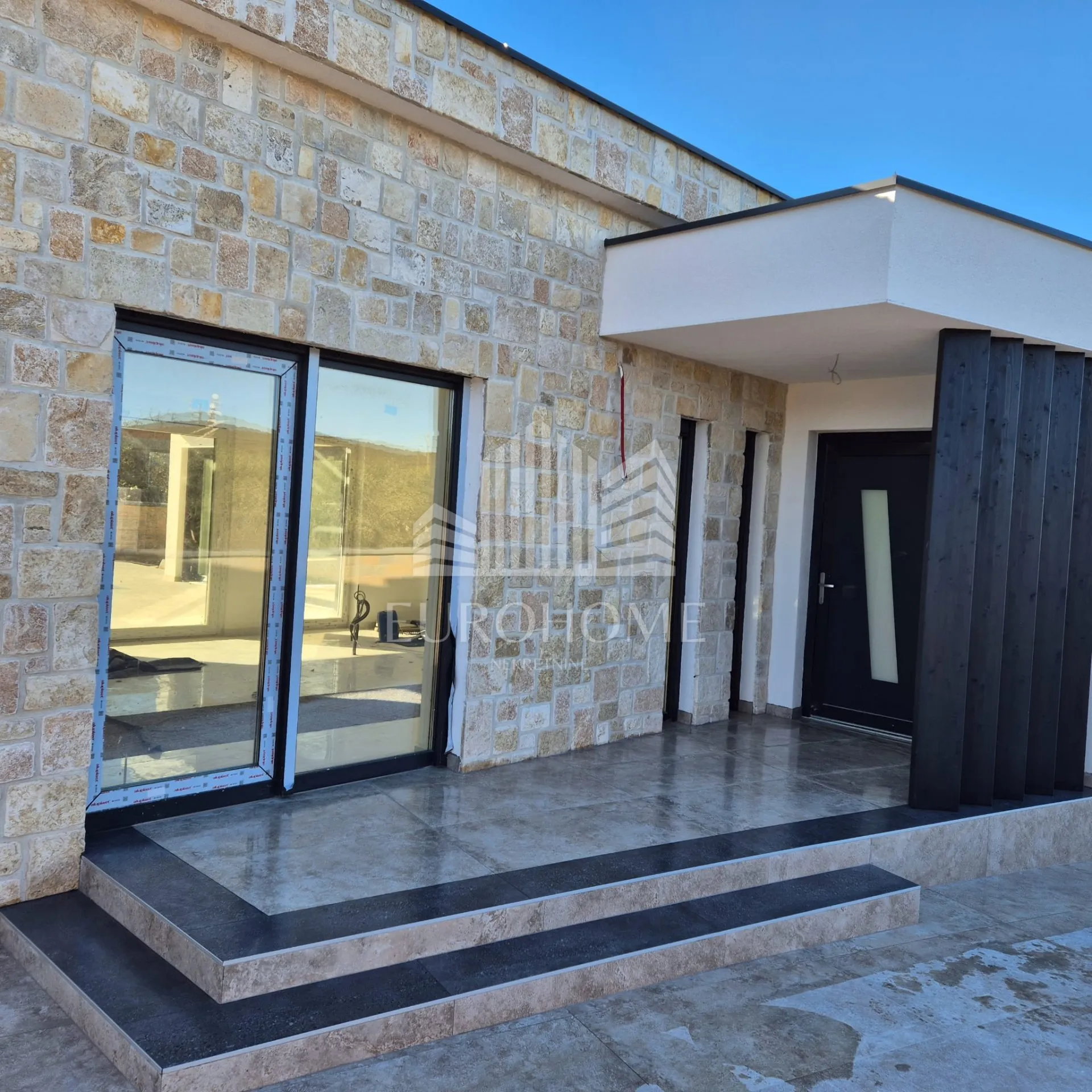 ZADAR- SUKOŠAN, Debeljak, Villa sa bazenom, TOP PRILIKA - cover