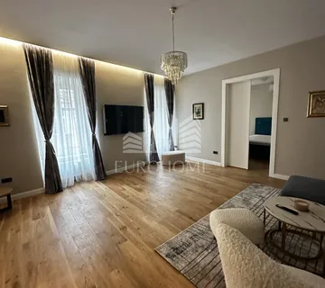 Radićeva, odličan dvosoban stan s parkingom - cover